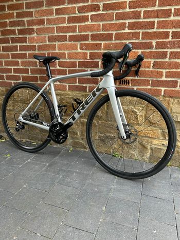 Used Trek Émonda SL 5 Disc 2022 2022 Road & Gravel
