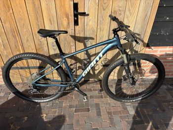 Tweedehands Giant Talon 0 2022 2022 MTB