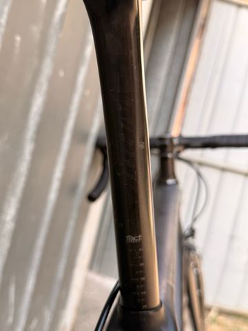 Specialized Tarmac Shimano Ultegra 2014 Road & Gravel usato, Nero — immagine 13 di 16