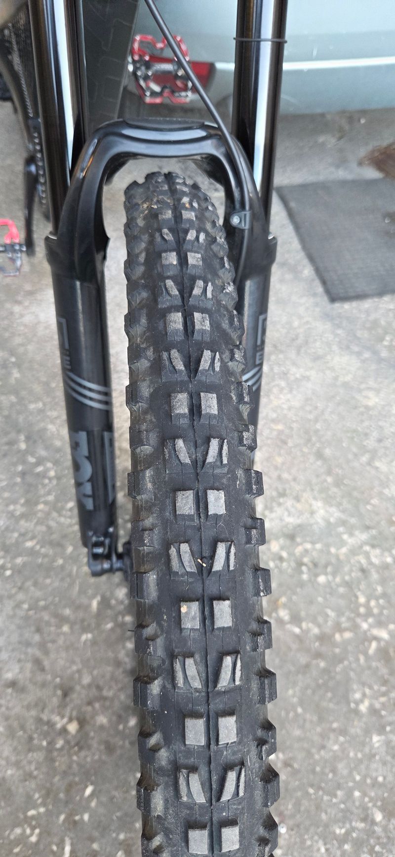 Used Scott Genius 910 2020 2020 Mountainbike, Green, 29 — image 10 of 11