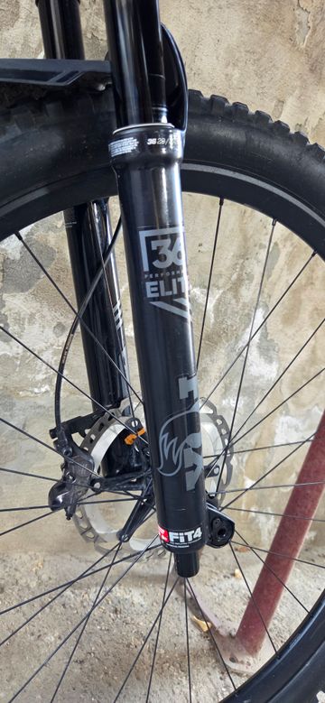 Used Scott Genius 910 2020 2020 Mountainbike, Green, 29 — image 9 of 11
