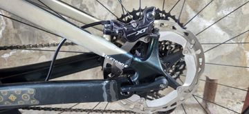 Used Scott Genius 910 2020 2020 Mountainbike, Green, 29 — image 3 of 11