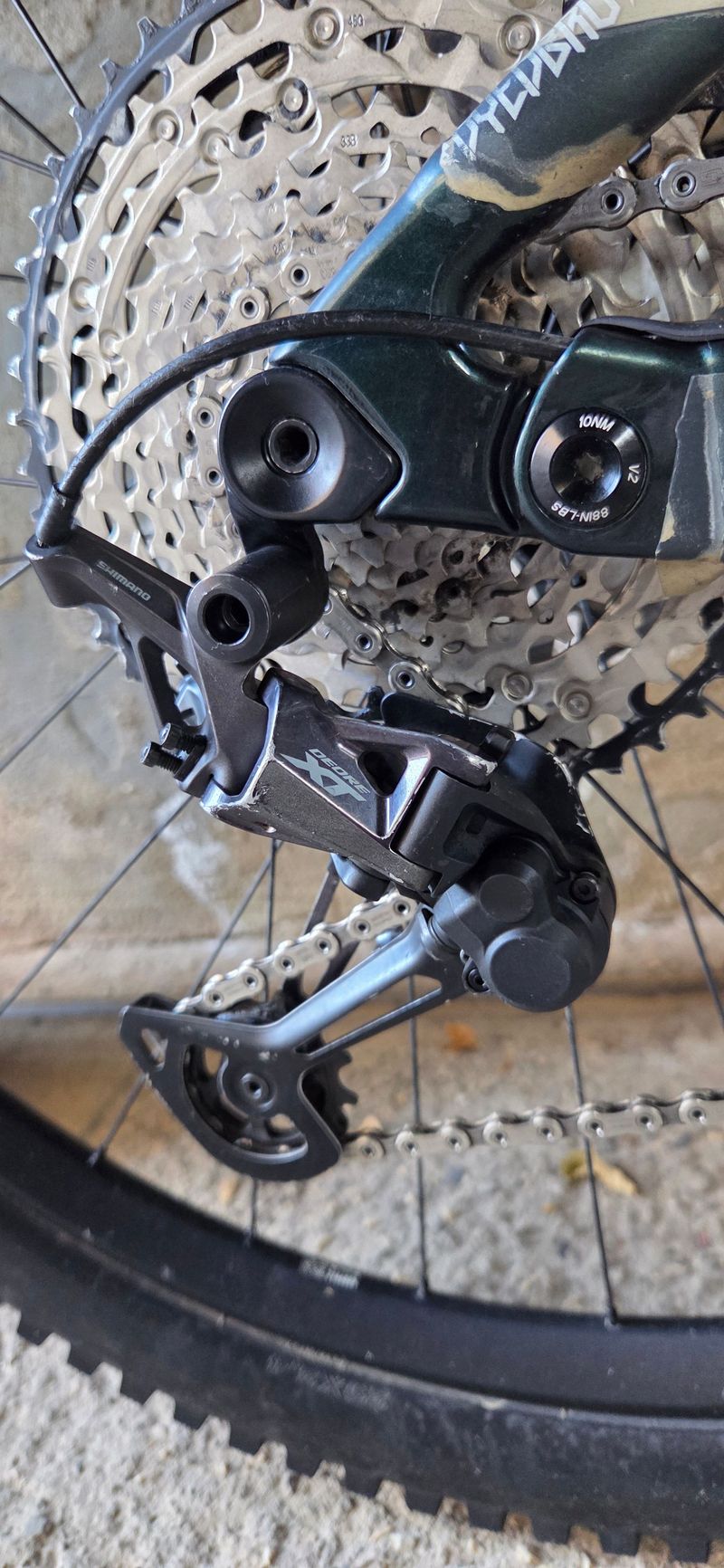 Used Scott Genius 910 2020 2020 Mountainbike, Green, 29 — image 8 of 11