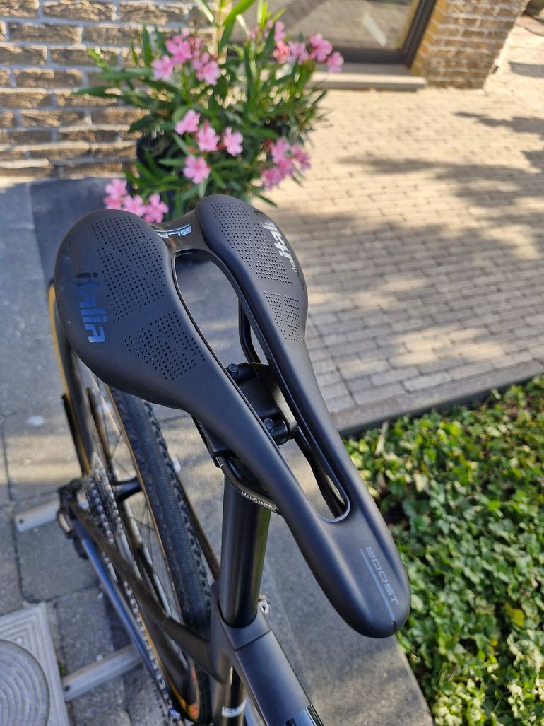 Tweedehands BMC Roadmachine TWO 2026 2026 Road & Gravel — afbeelding 8 van 8