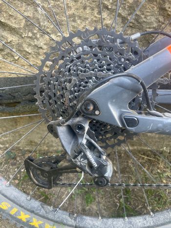 Gebrauchtes CUBE STEREO 120, PRO 2022 2022 Mountainbike, Hellgrau, 27.5, 29 — Bild 4 von 4