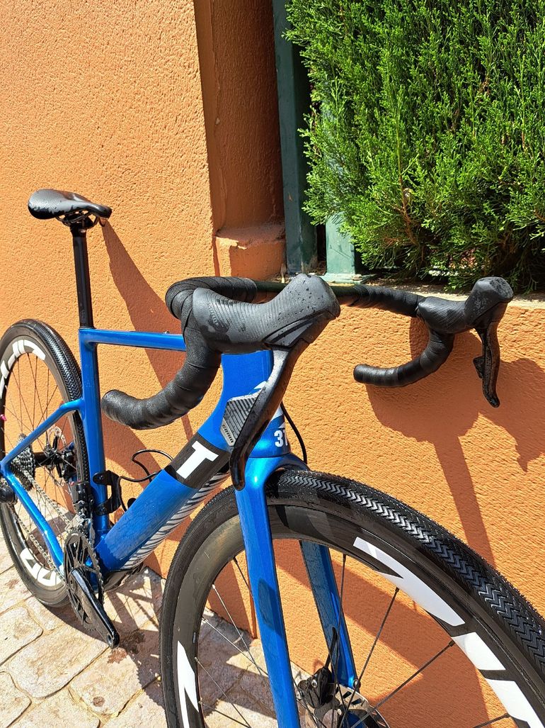 3T Ultra SRAM Rival 2025 Road & Gravel usato, Blu — immagine 3 di 3