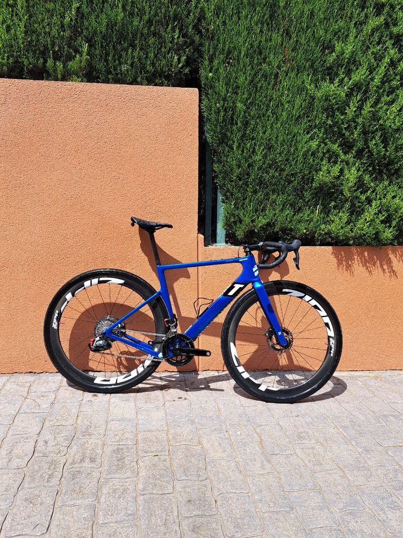 Tweedehands 3T Ultra SRAM Rival 2025 Road & Gravel
