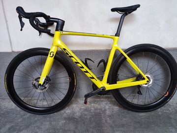 Brugt Scott Addict RC 30 2021 2021 Road & Gravel — billede 1 af 7