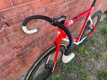 Used Specialized Langster Pro 2013 2013 Road & Gravel, Red — image 8 of 14