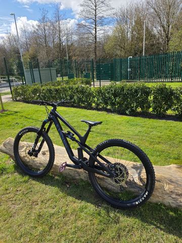 Tweedehands Canyon Spectral CF 7 2024 2024 Mountainbike — afbeelding 28 van 30