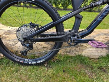 Tweedehands Canyon Spectral CF 7 2024 2024 Mountainbike — afbeelding 18 van 30