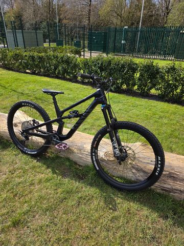Tweedehands Canyon Spectral CF 7 2024 2024 Mountainbike — afbeelding 11 van 30