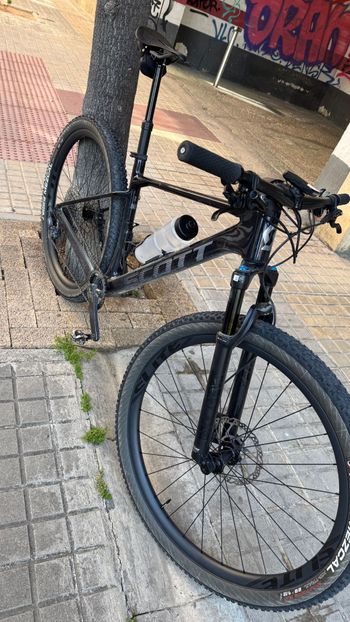 Brugt Scott Scale Shimano Deore XT 2024 Mountainbike — billede 2 af 4