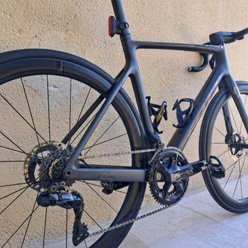 Used Scott Addict Shimano Dura Ace Di2 2022 Road & Gravel, Black — image 2 of 5