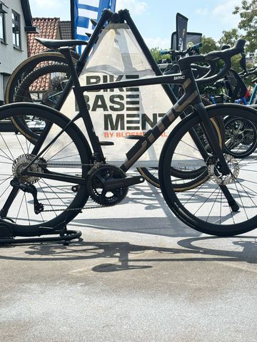 Używany BMC Teammachine SLR 01 FOUR 2026 2026 Road & Gravel