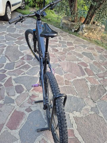 Używany Orbea WILD H10 2024 2024 Mountainbike — zdjęcie 3 z 6