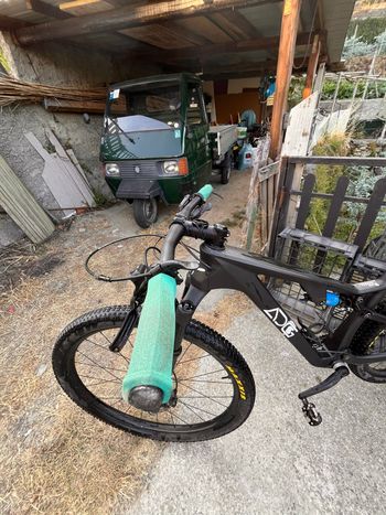 Trinx Custom Shimano Deore XT 2023 Mountainbike de segunda mano, Negro — imagen 8 de 25