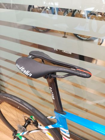 Używany Factor Ostro Shimano Dura Ace Di2 2026 Road & Gravel — zdjęcie 9 z 23
