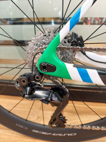 Używany Factor Ostro Shimano Dura Ace Di2 2026 Road & Gravel — zdjęcie 7 z 23