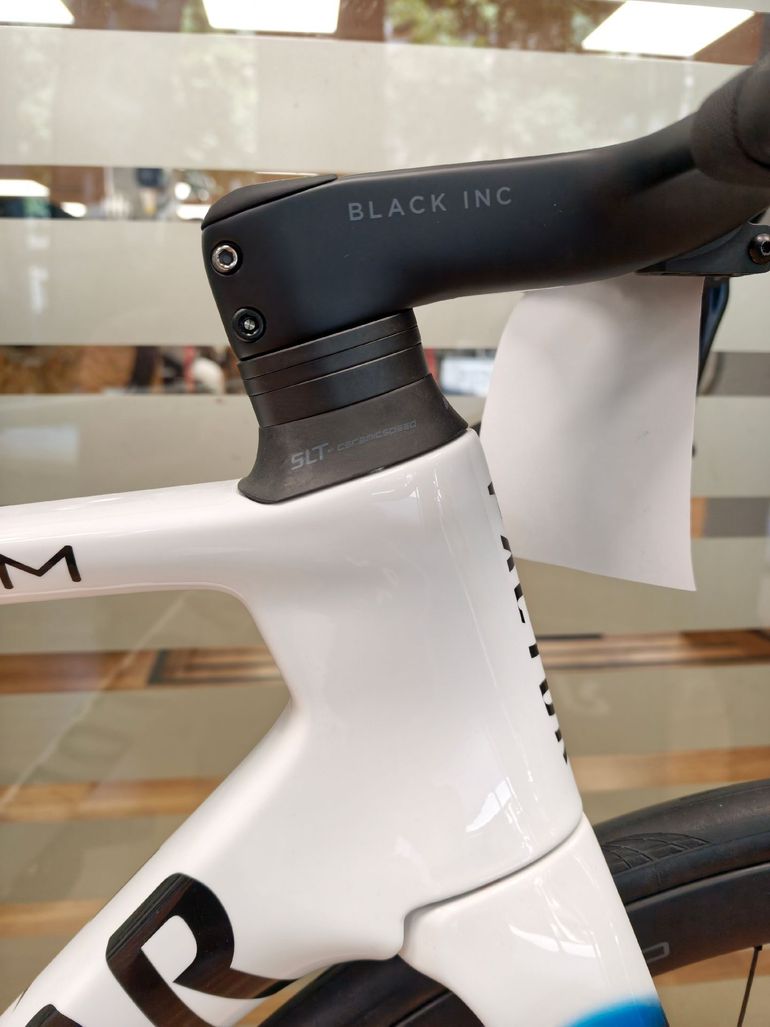 Używany Factor Ostro Shimano Dura Ace Di2 2026 Road & Gravel — zdjęcie 4 z 23