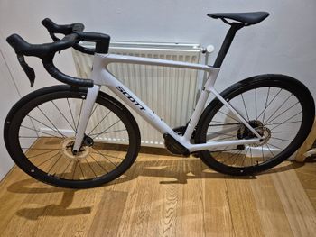 Brugt Scott Addict RC 20 2025 2025 Road & Gravel — billede 2 af 3