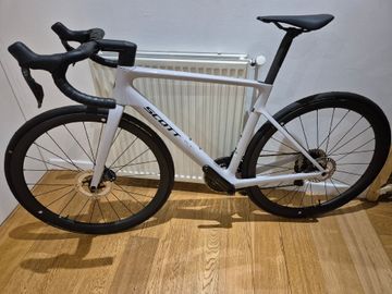 Gebrauchtes Scott Addict RC 20 2025 2025 Road & Gravel, Weiß — Bild 2 von 3