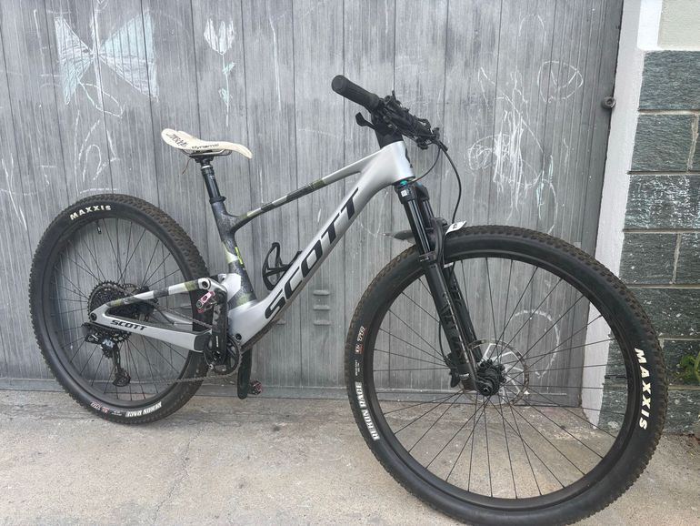 Używany Scott Spark RC Comp 2025 2025 Mountainbike — zdjęcie 2 z 3