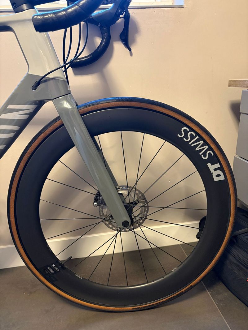Used Canyon Aeroad CF SL 8 2023 2023 Road & Gravel, Light Gray — image 5 of 6