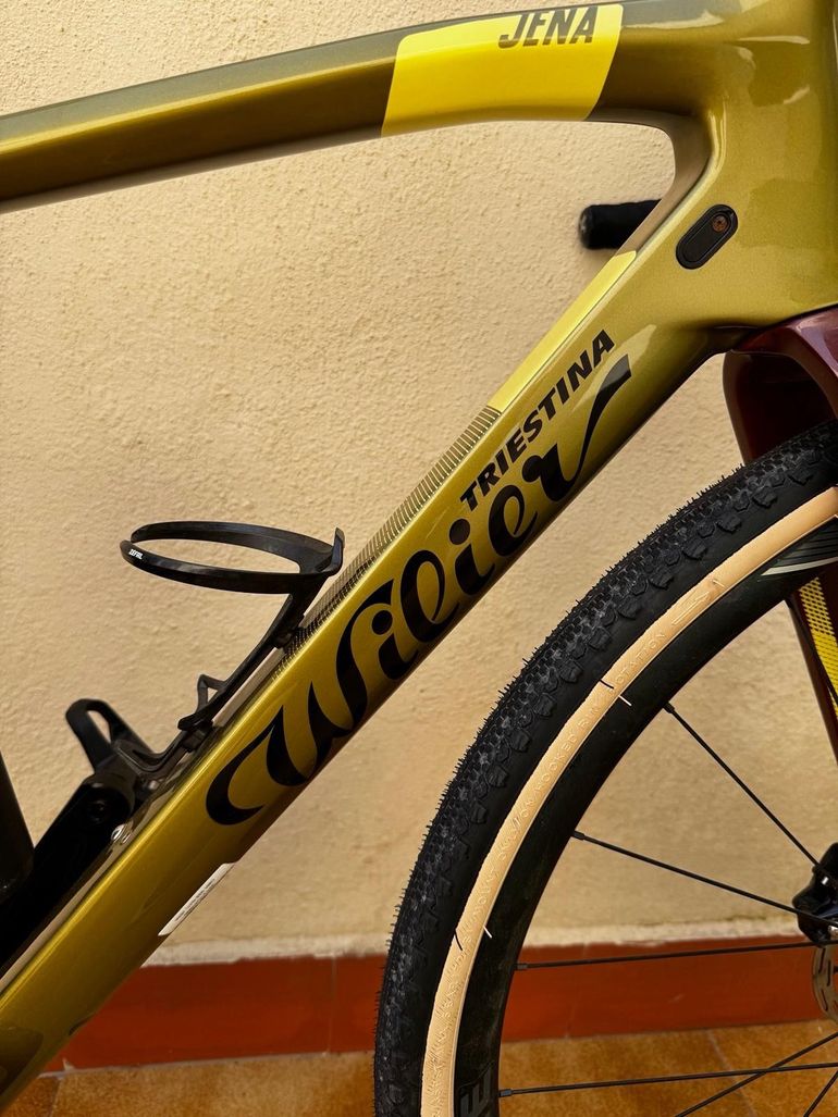 Willier Custom SRAM Rival eTap AXS 2024 Road & Gravel usato, Arancione — immagine 5 di 8