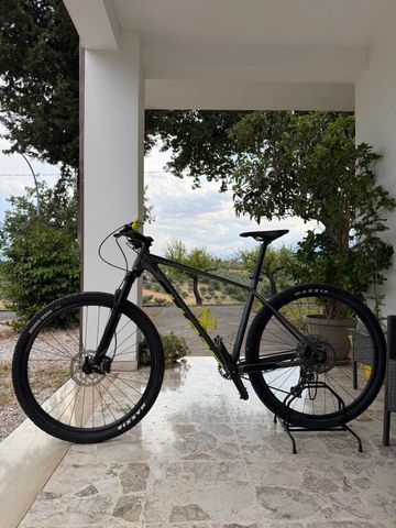 Used Scott Scale 980 2024 2024 Mountainbike, Light Gray, 29 — image 7 of 16