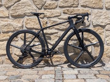 Używany Avona CALLIS SRAM Rival 2026 Road & Gravel