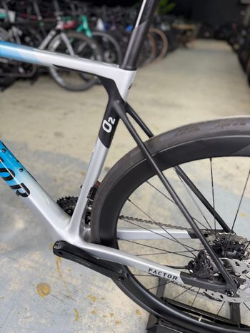Brugt Factor O2 Di2 2024 Road & Gravel — billede 23 af 24