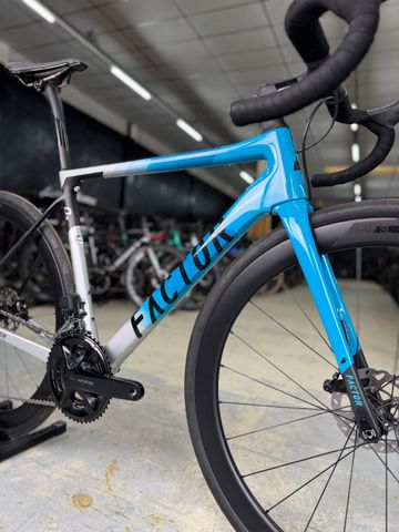 Gebrauchtes Factor O2 Di2 2024 Road & Gravel, Blau — Bild 5 von 24