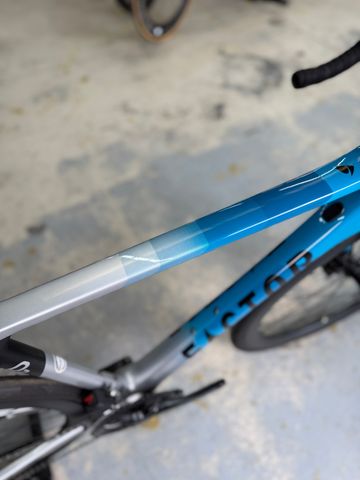 Gebrauchtes Factor O2 Di2 2024 Road & Gravel, Blau — Bild 15 von 24