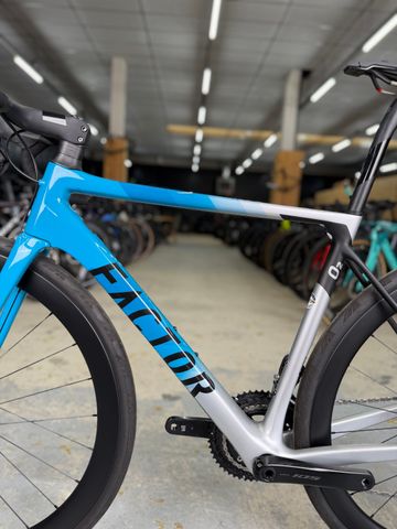 Gebrauchtes Factor O2 Di2 2024 Road & Gravel, Blau — Bild 24 von 24