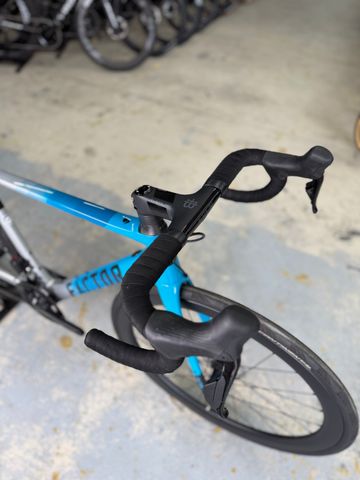 Gebrauchtes Factor O2 Di2 2024 Road & Gravel, Blau — Bild 6 von 24