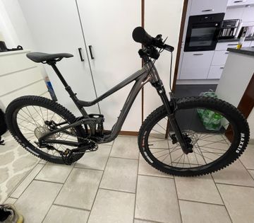 Giant Trance 29 2 2022 2022 Mountainbike de segunda mano, Negro — imagen 1 de 4
