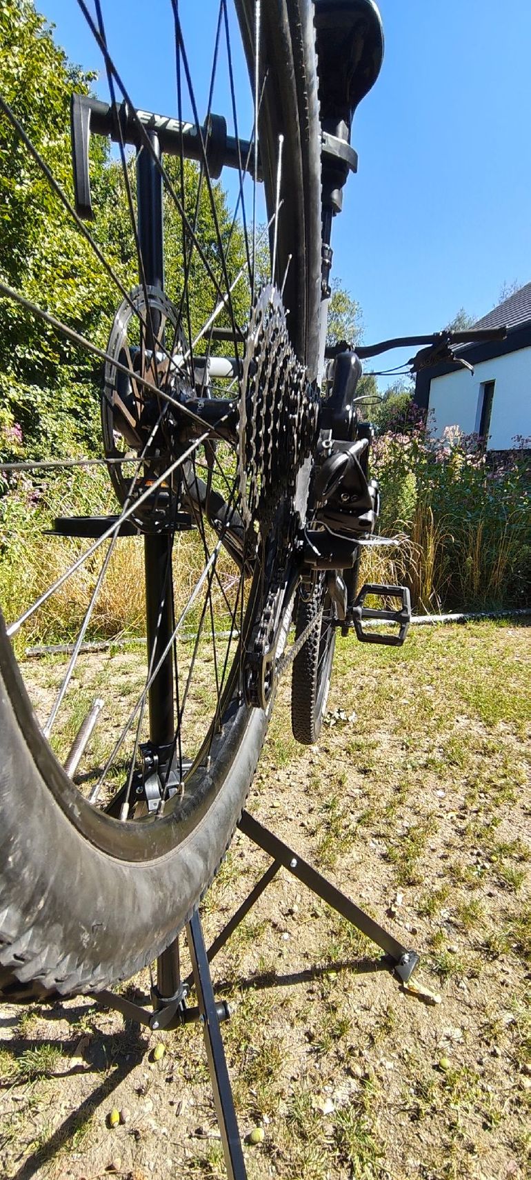 Used Mondraker FOXY 2023 2023 Mountainbike, Blue, 29 — image 19 of 27
