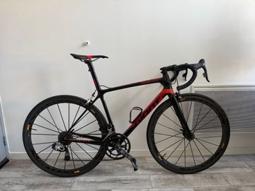 Gebrauchtes Giant TCR Advanced SL 1 2016 2016 Road & Gravel, Rot — Bild 1 von 5