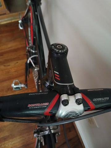 Used Trek Madone 5.5 2008 2008 Road & Gravel, Red — image 4 of 5