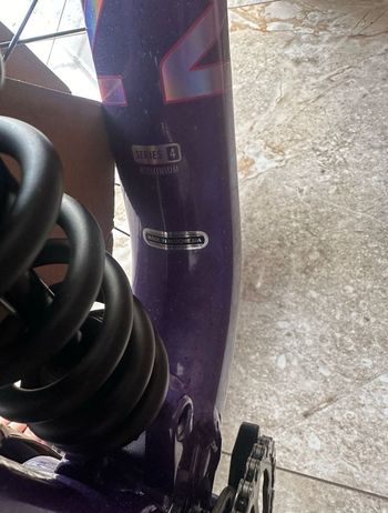 Marin Quake 2025 2025 Mountainbike usato, Viola — immagine 2 di 5
