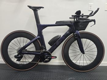Used Liv Avow advanced SRAM Rival eTap AXS 2022 Road & Gravel