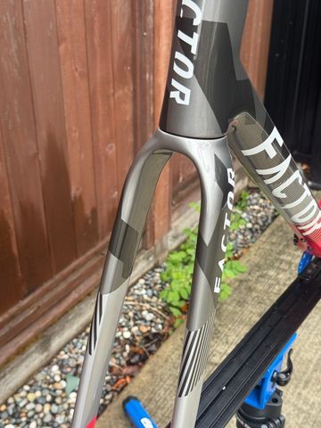Used Factor ALUTO - Standard package 2026 Frameset 2026 Road & Gravel, Light Gray — image 10 of 12