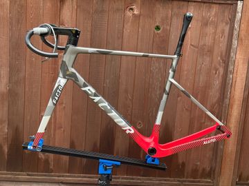 Used Factor ALUTO - Standard package 2026 Frameset 2026 Road & Gravel, Light Gray — image 2 of 12