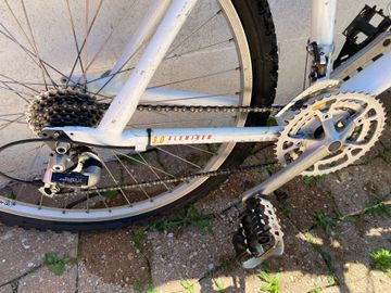 Used Cannondale Custom Shimano 105 1990 Mountainbike, White — image 3 of 8
