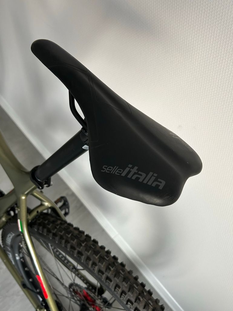 Used Malaguti Brenta Shimano Deore 2023 Mountainbike, Green — image 9 of 16