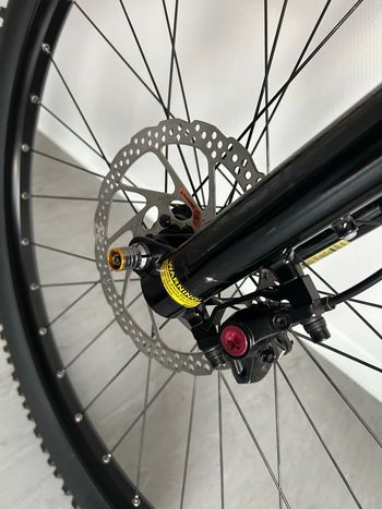 Used Malaguti Brenta Shimano Deore 2023 Mountainbike, Green — image 6 of 16