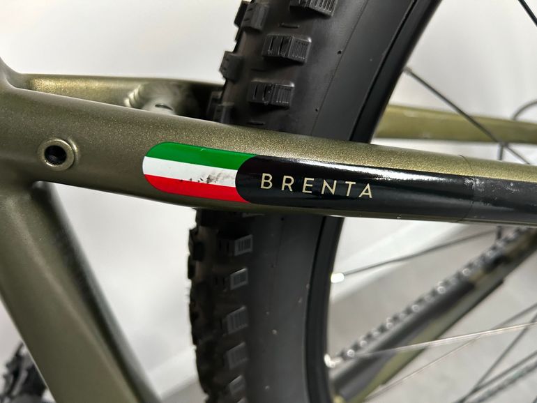 Used Malaguti Brenta Shimano Deore 2023 Mountainbike, Green — image 10 of 16