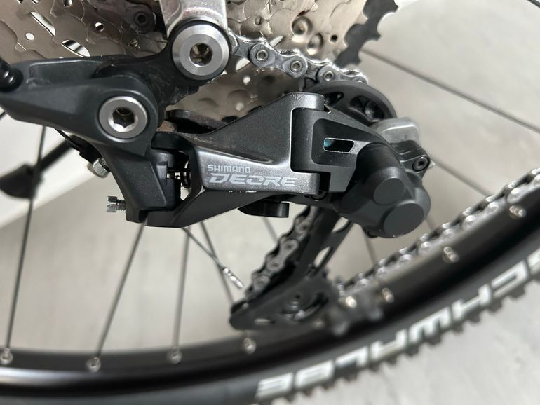 Used Malaguti Brenta Shimano Deore 2023 Mountainbike, Green — image 13 of 16