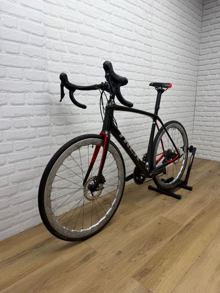 Used Trek Domane SL 5 2020 2020 Road & Gravel, Black — image 5 of 6